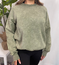 Load image into Gallery viewer, Amber Pullover - Olive
