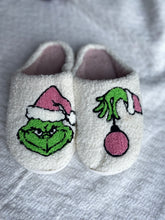 Load image into Gallery viewer, Grinch Slippers
