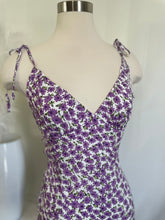 Load image into Gallery viewer, Lavender Floral Dress
