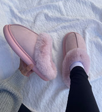 Load image into Gallery viewer, Blush Pink Slippers
